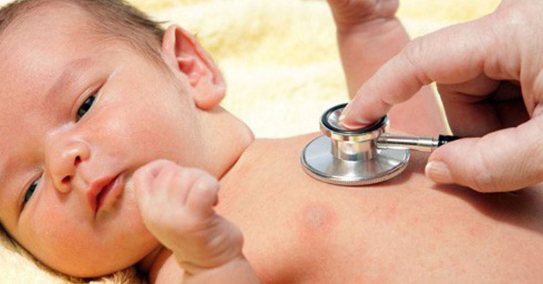 Cận thận trọng khi chữa viêm phế quản ở trẻ em