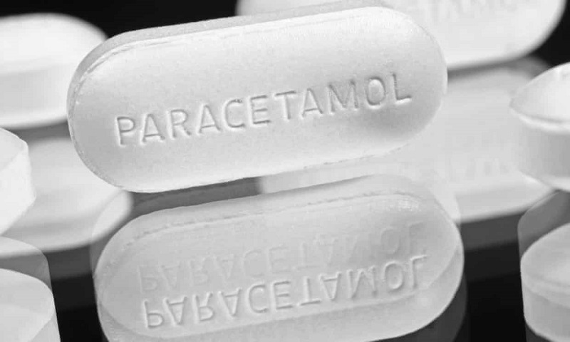 Người bệnh có thể giảm đau bằng Paracetamol