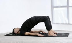 Bài tập yoga tư thế uốn cong nâng hông
