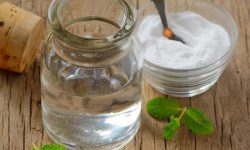 Muối được sử dụng trong các bài thuốc chữa mề đay, mẩn ngứa