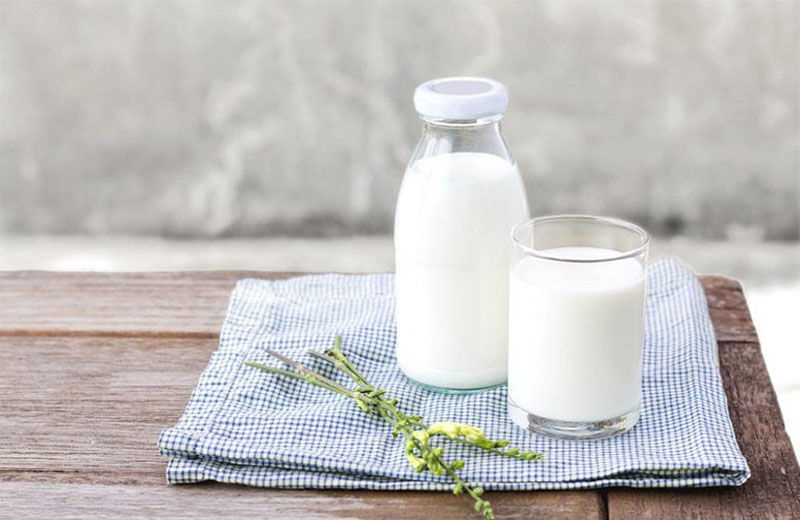 Sữa tươi giúp da mềm mại, trắng mịn
