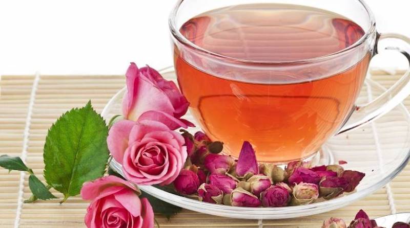 Bài thuốc dân gian chữa viêm hang vị dạ dày bằng nước hoa hồng