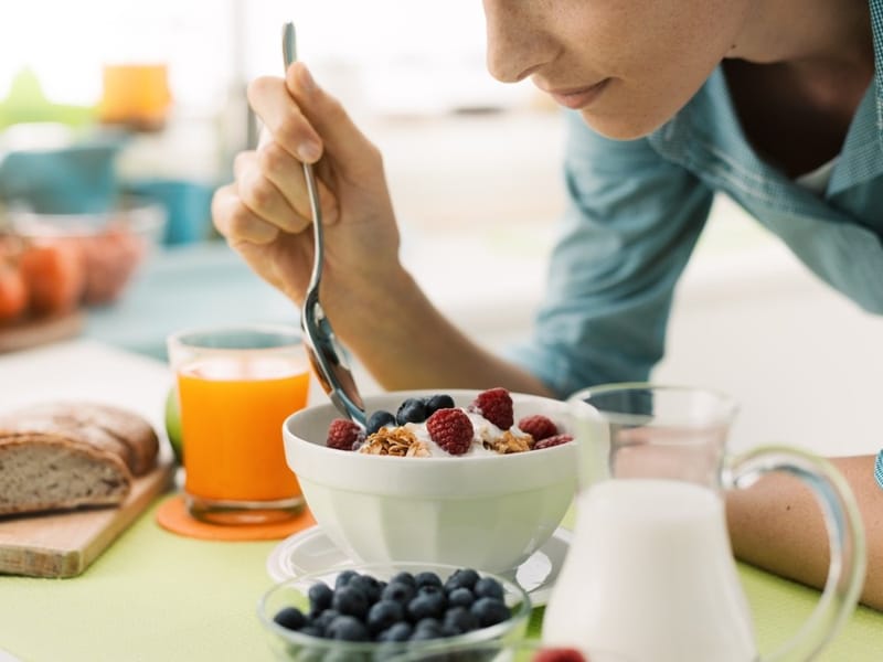 Sữa chua chứa men vi sinh giúp tăng khả năng chống lại vi khuẩn có hại dạ dày