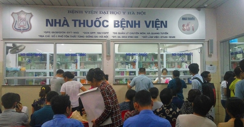 Bệnh viện Đại học Y Hà Nội được nhiều người bệnh tin tưởng tìm đến
